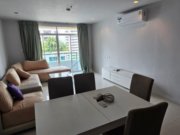 1-Bed 1-Bath 59 sqm Sukhumvit City Resort Condo near BTS Nana for Rent 29K THB