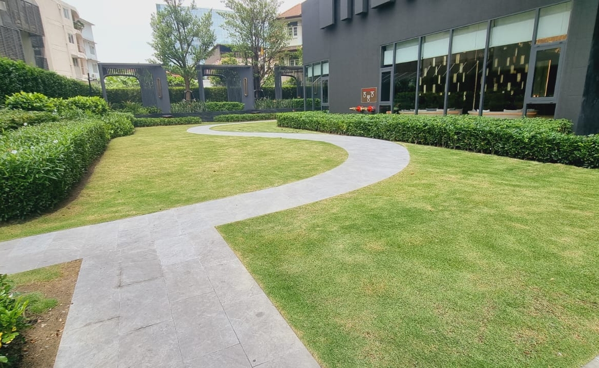2-Bed 1-Bath 49sqm Condo at Life Rama 4 – Asoke Near Asoke BTS/MRT for Rent 45,000 THB