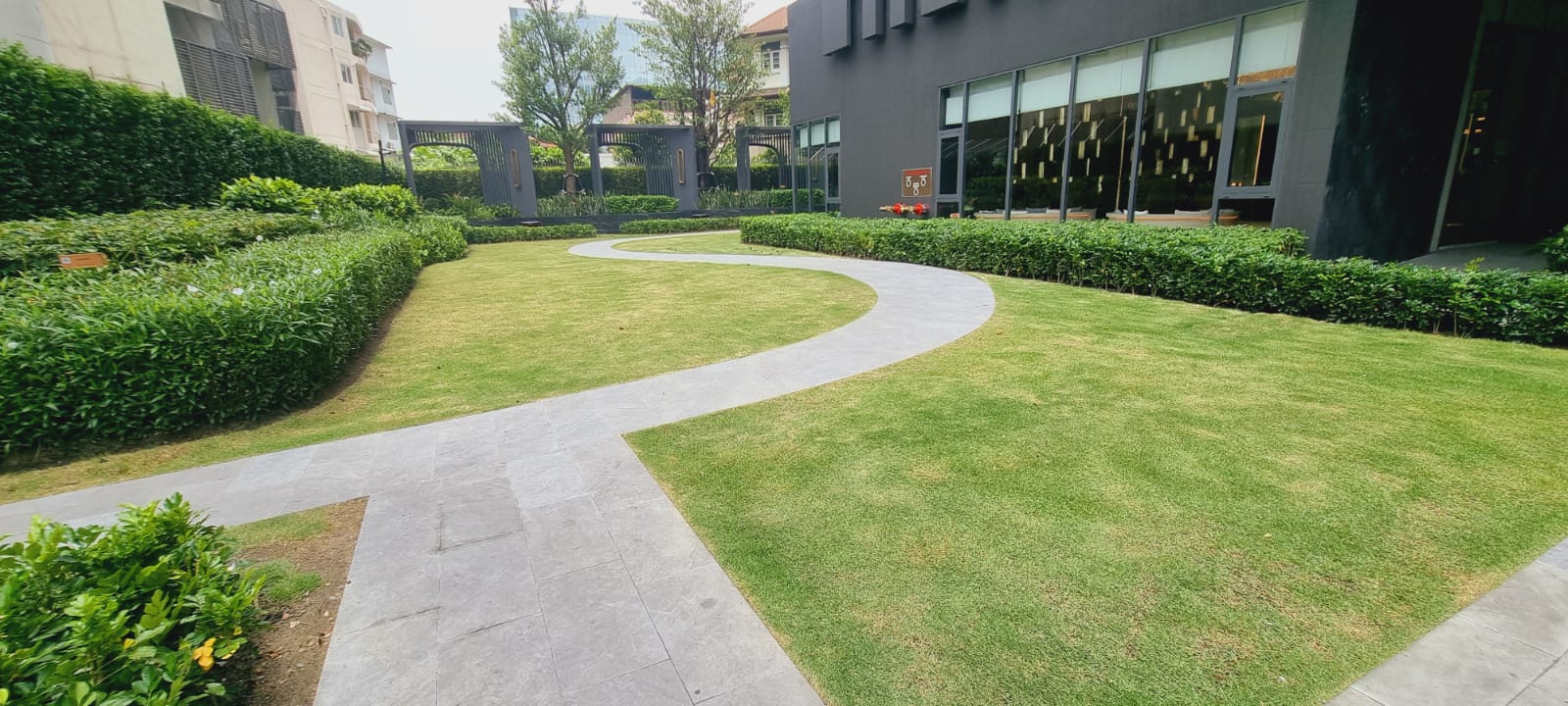 2-Bed 1-Bath 49sqm Condo at Life Rama 4 – Asoke Near Asoke BTS/MRT for Rent 45,000 THB