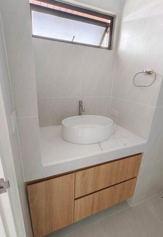 3-Bed 4-Bath 239 sqm Liberty Park 1 Condo Near Asoke BTS for Rent 75,000 THB
