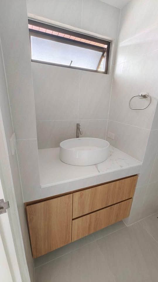 3-Bed 4-Bath 239 sqm Liberty Park 1 Condo Near Asoke BTS for Rent 75,000 THB
