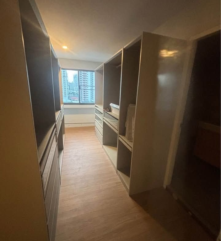 3-Bed 4-Bath 239 sqm Liberty Park 1 Condo Near Asoke BTS for Rent 75,000 THB