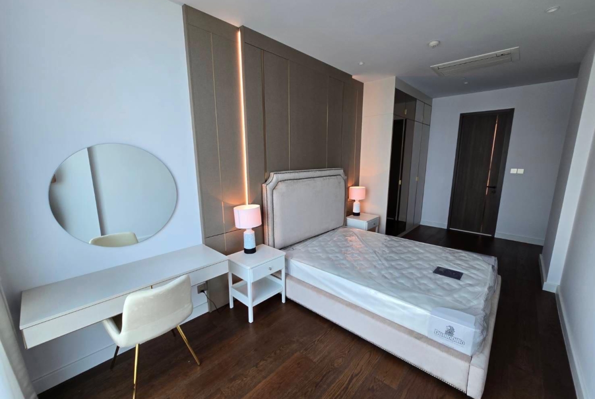 3BR, 2BTH Condo, 100 SQ.M, 120,000 THB/Month, Supalai Icon Sathorn, Near BTS Surasak, For Rent