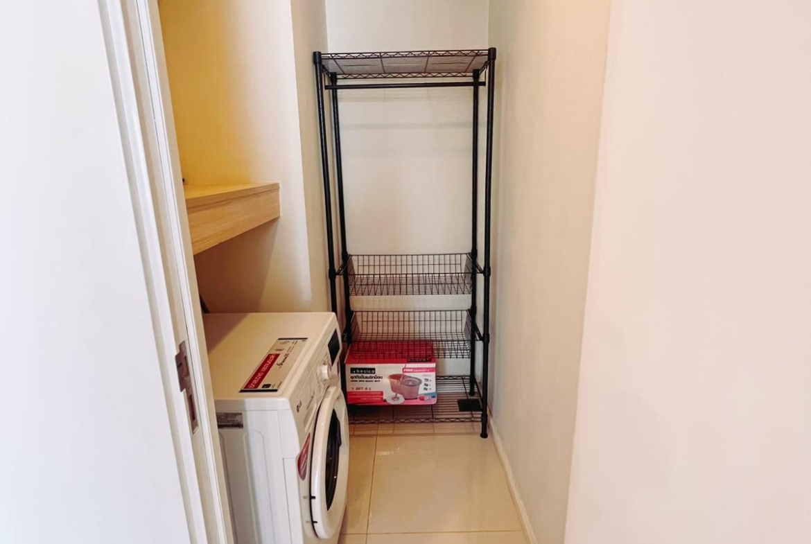 1-Bed 1-Bath 47 sqm Circle Living Prototype Condo Near MRT Phetchaburi for Rent 25K THB