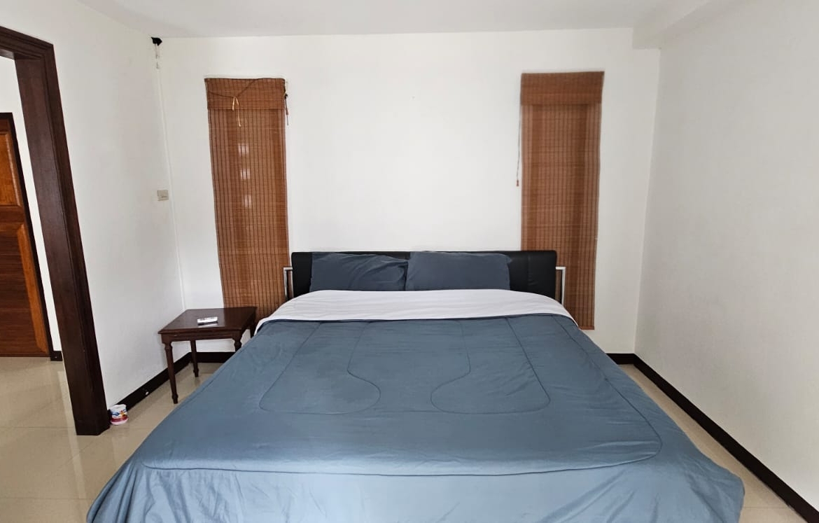 4-Bed 2-Bath 150 sqm Condo for Rent at Waterford Park Rama 4 near BTS Phra Khanong – 45,000 THB/month