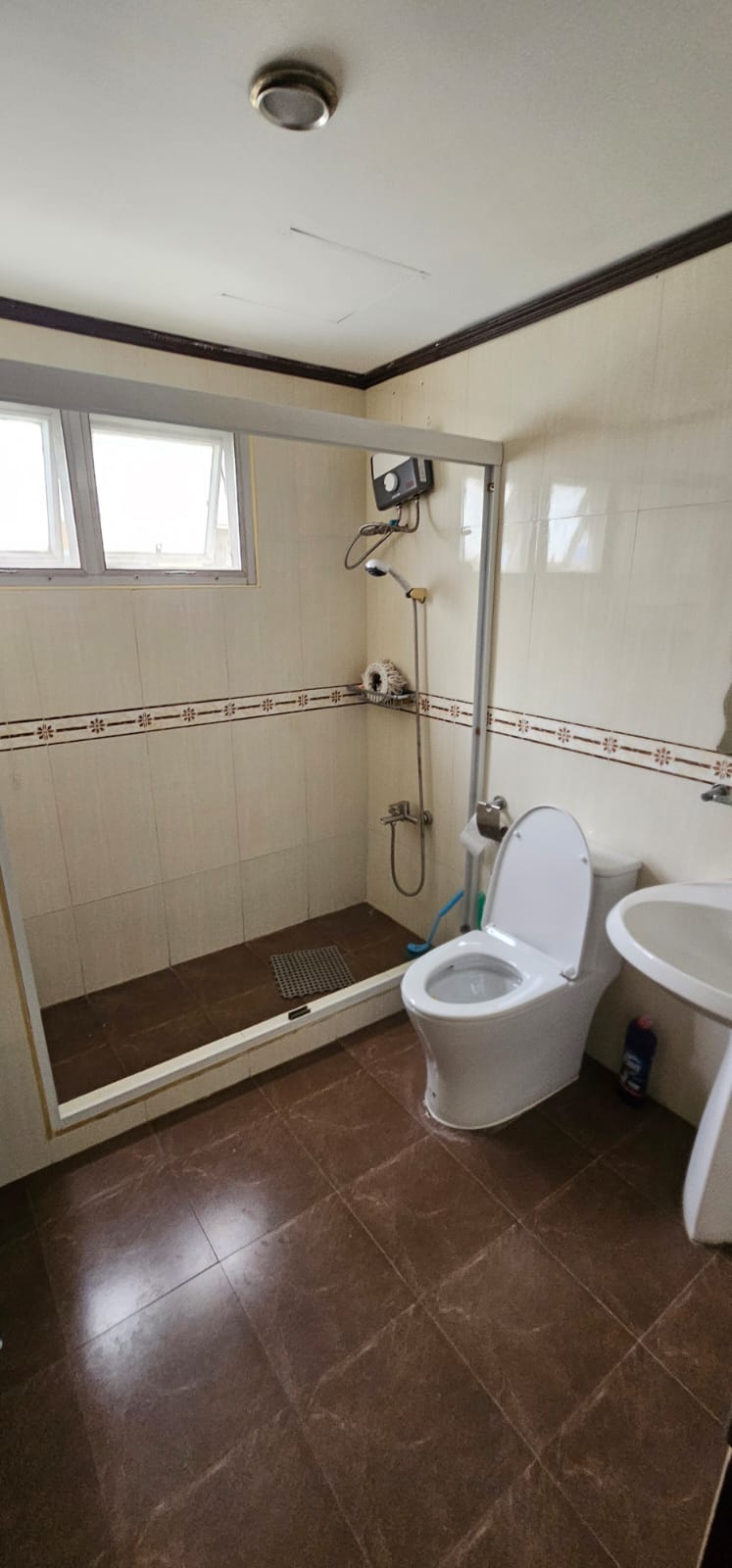 4-Bed 2-Bath 150 sqm Condo for Rent at Waterford Park Rama 4 near BTS Phra Khanong – 45,000 THB/month