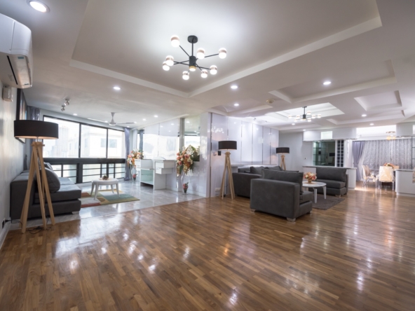 3-Bed 3-Bath 225 sqm Condo at President Park Sukhumvit 24 Phrom Phong BTS for Rent 70K or Sale 19M