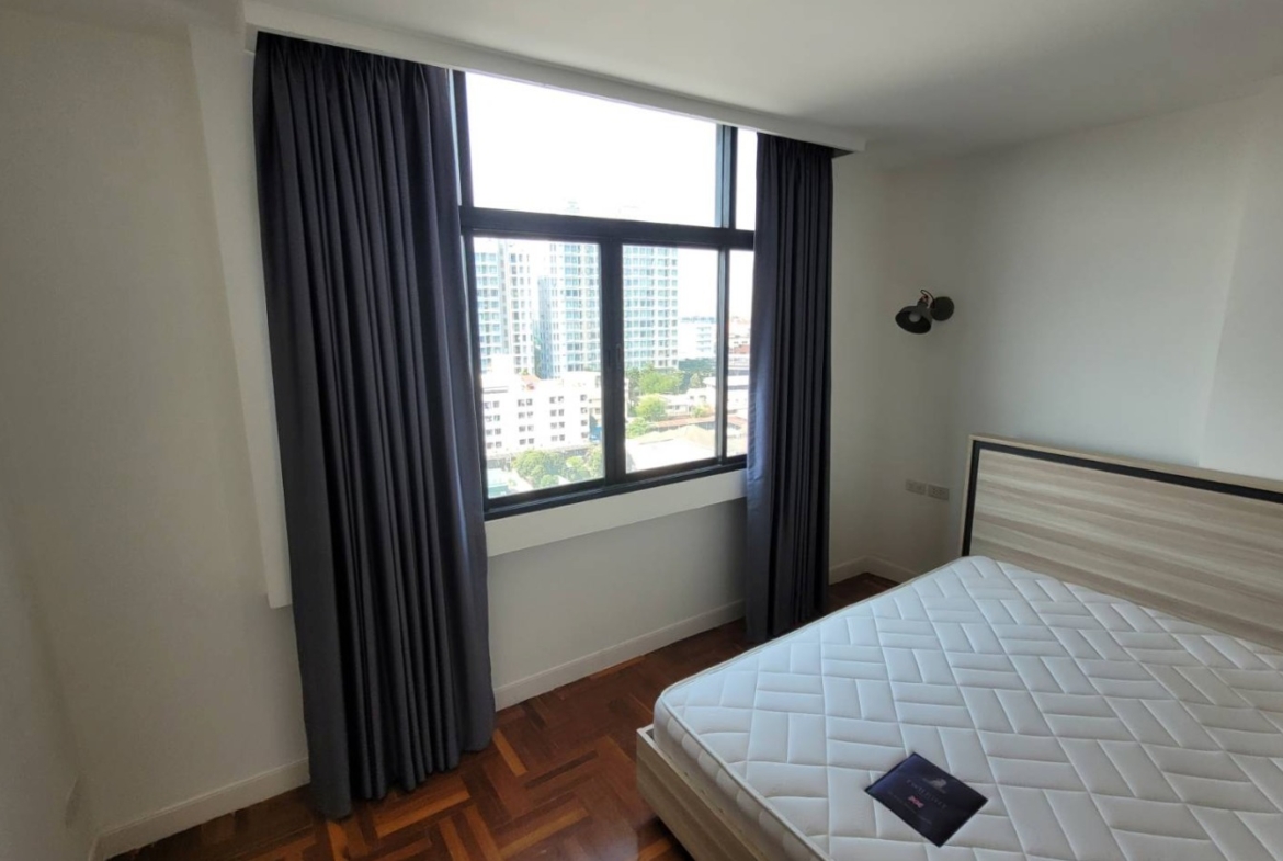 2-Bed 1-Bath 78 sqm Fair Tower Condo near BTS On Nut for Rent 30K THB