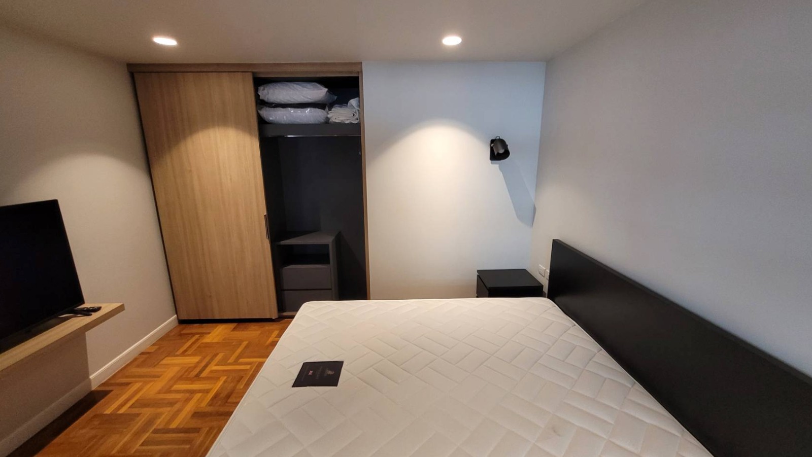 2-Bed 1-Bath 78 sqm Fair Tower Condo near BTS On Nut for Rent 30K THB