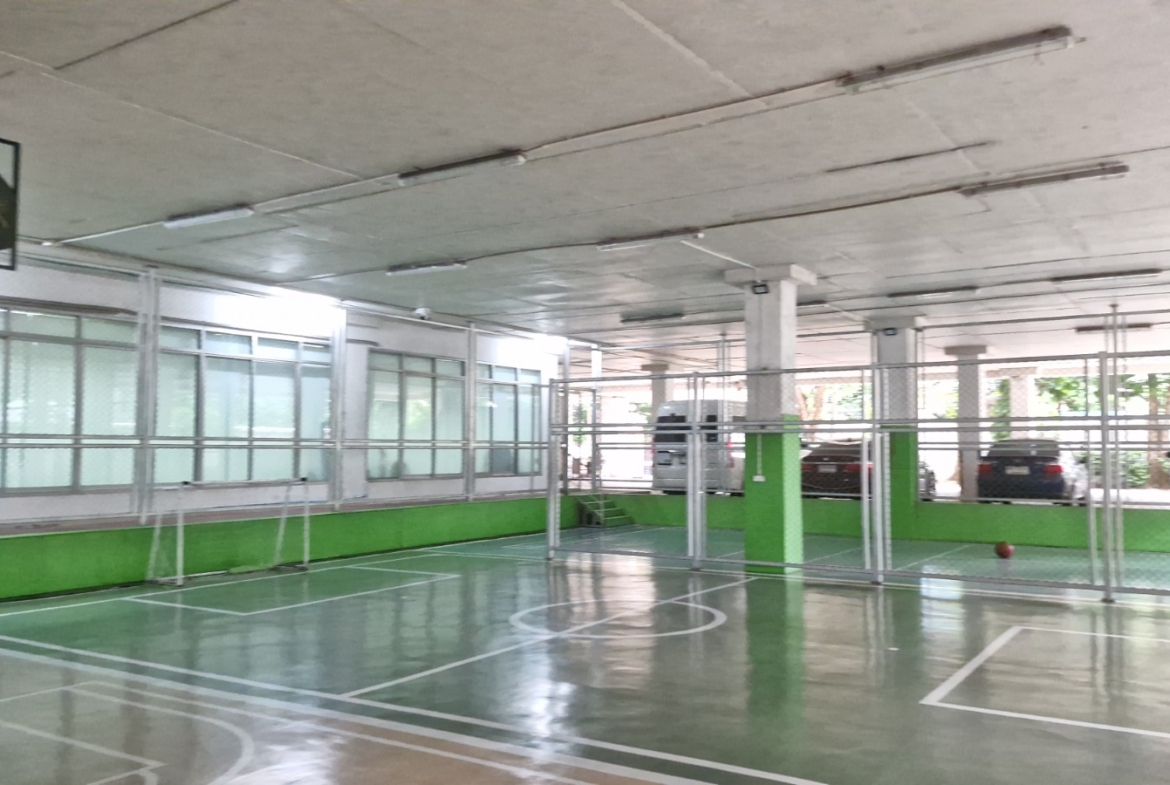 3-Bed 2-Bath 150 sqm D.S. Tower 2 Condo near Phrom Phong BTS for Rent 68K THB