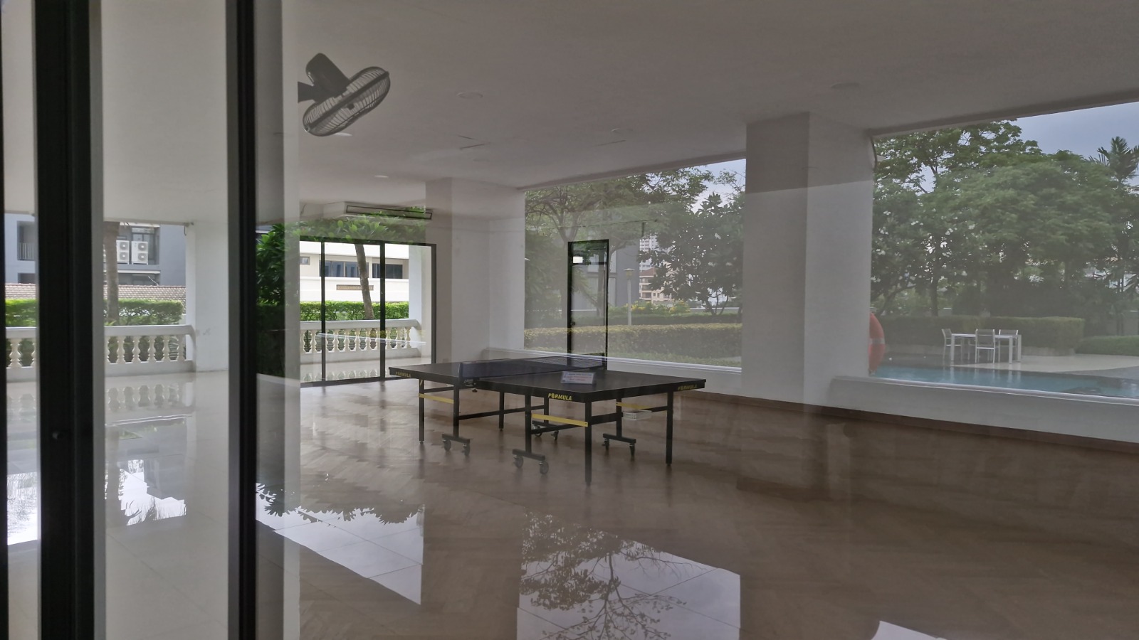 3-Bed 2-Bath 150 sqm Condo at D.S. Tower 2 Near Phrom Phong BTS for Rent 65K THB