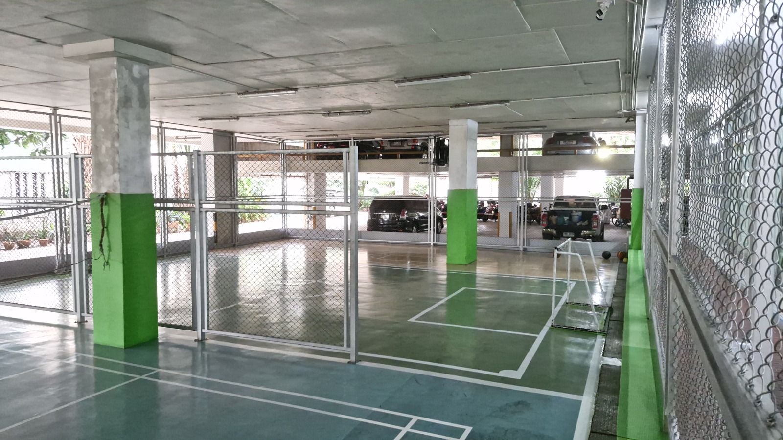3-Bed 2-Bath 150 sqm Condo at D.S. Tower 2 Near Phrom Phong BTS for Rent 65K THB