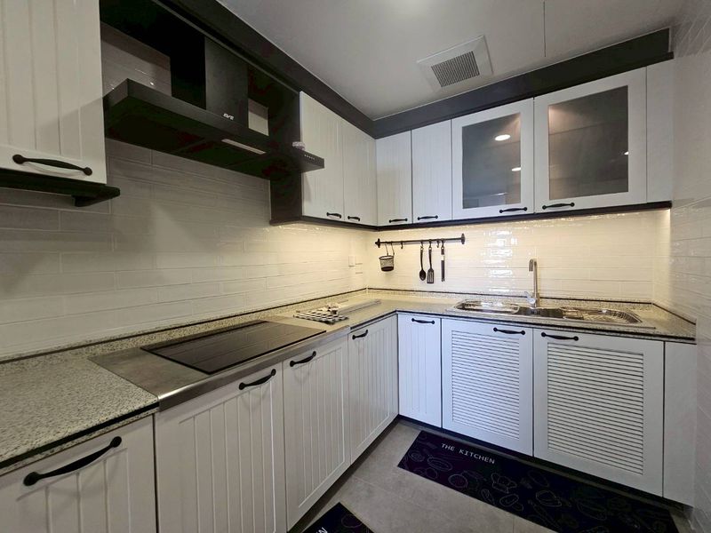 4-Bed 3-Bath 223 sqm Condo for Rent at President Park near BTS Phrom Phong – 85,000 THB/month