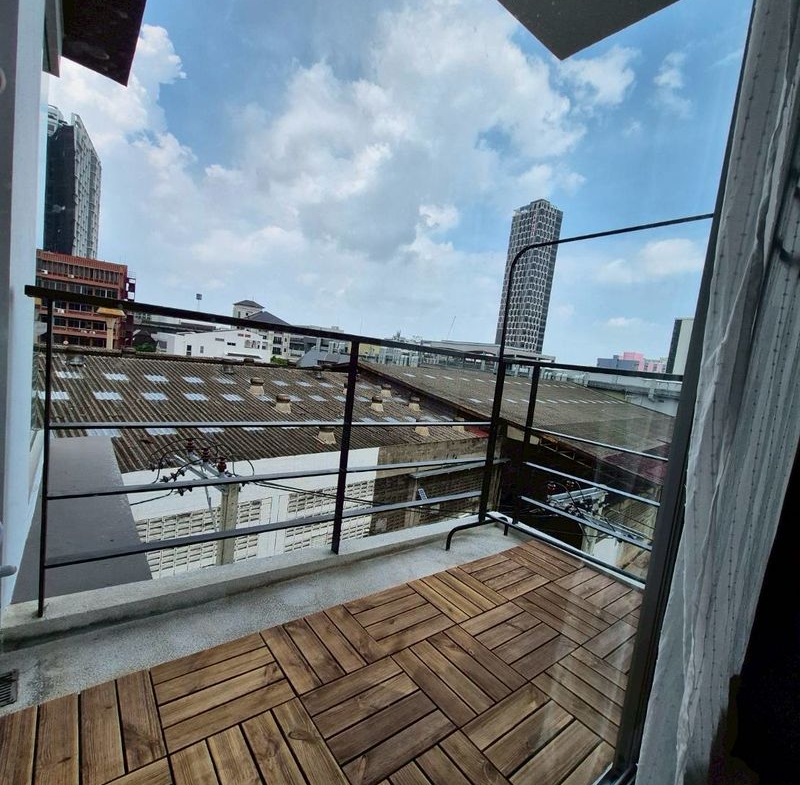 2-Bed 2-Bath 84 sqm Tree Condo 52 Near BTS On Nut for Rent 40K THB