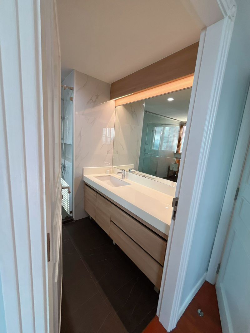 3-Bed 3-Bath 223 sqm Condo for Rent at President Park near Phrom Phong BTS - 85,000 THB/month