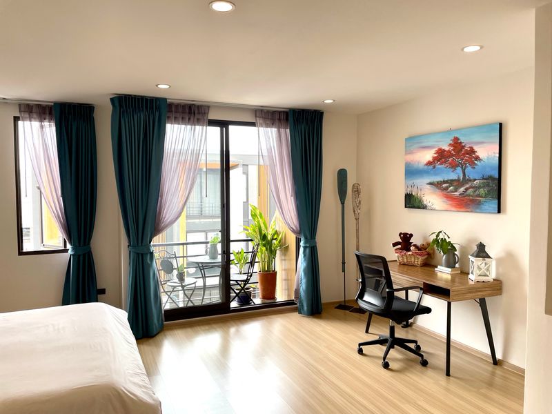 3-Bed 4-Bath 220 sqm Townhome for Rent at Moo Baan Shizen, Near BTS On Nut – 100,000 THB/Month