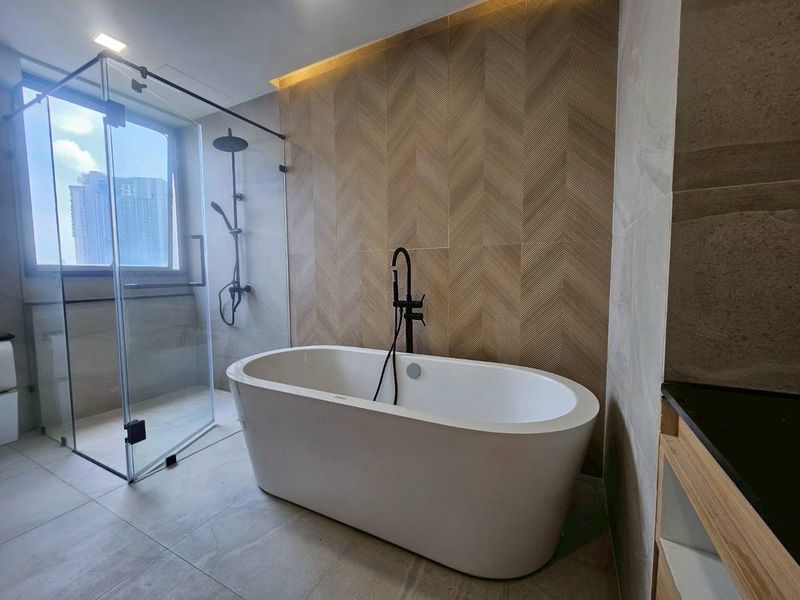 4-Bed 3-Bath 223 sqm Condo for Rent at President Park near BTS Phrom Phong – 85,000 THB/month