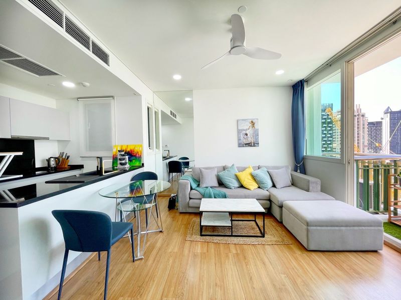 1-Bed 1-Bath 51 sqm Condo at Wind Sukhumvit 23 near BTS Asoke for Rent 32K THB / Sale 7.3M THB