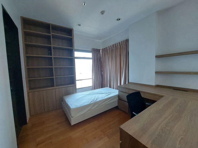 3-Bed 3-Bath 172 sqm The Madison Condo Near BTS Phrom Phong for Rent 90K THB