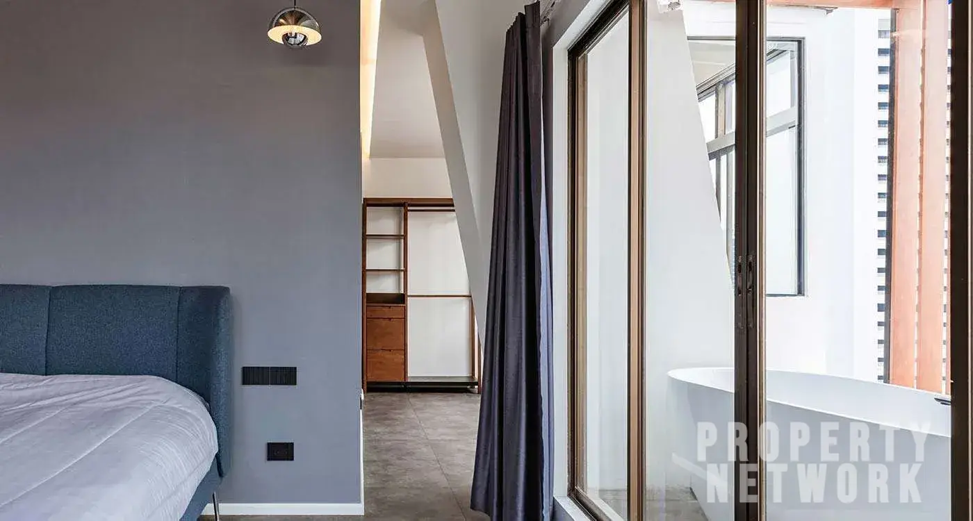 1-Bed 2-Bath 129 sqm Diamond Tower Condo near BTS Chong Nonsi for Sale 15.5M THB