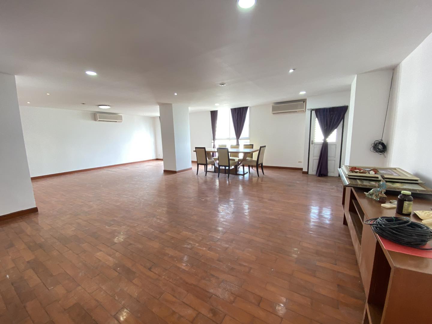 4-Bed 4-Bath 229 sqm Condo at The Peaks Residence near BTS Asoke for Sale 17M THB