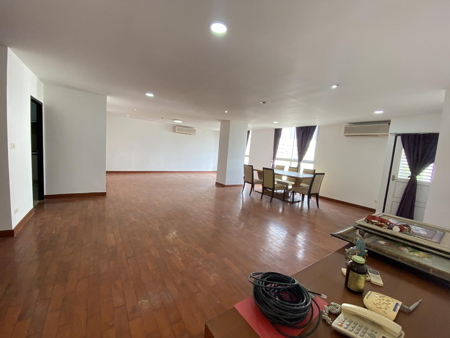 4-Bed 4-Bath 229 sqm Condo at The Peaks Residence near BTS Asoke for Sale 17M THB