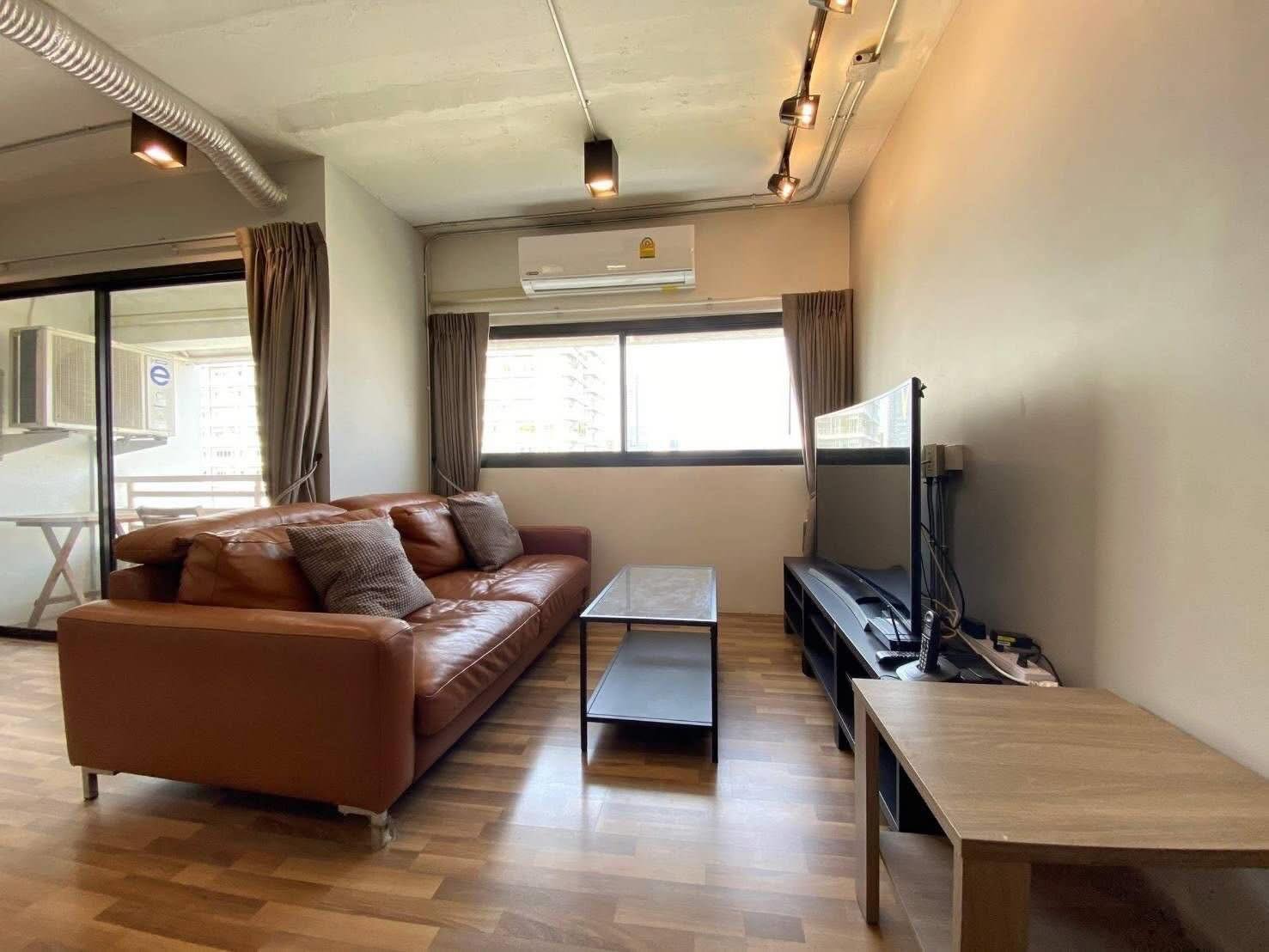 2-Bed 2-Bath 93 sqm Thong Lo Tower Condo Near BTS Thonglor for Rent 45K THB