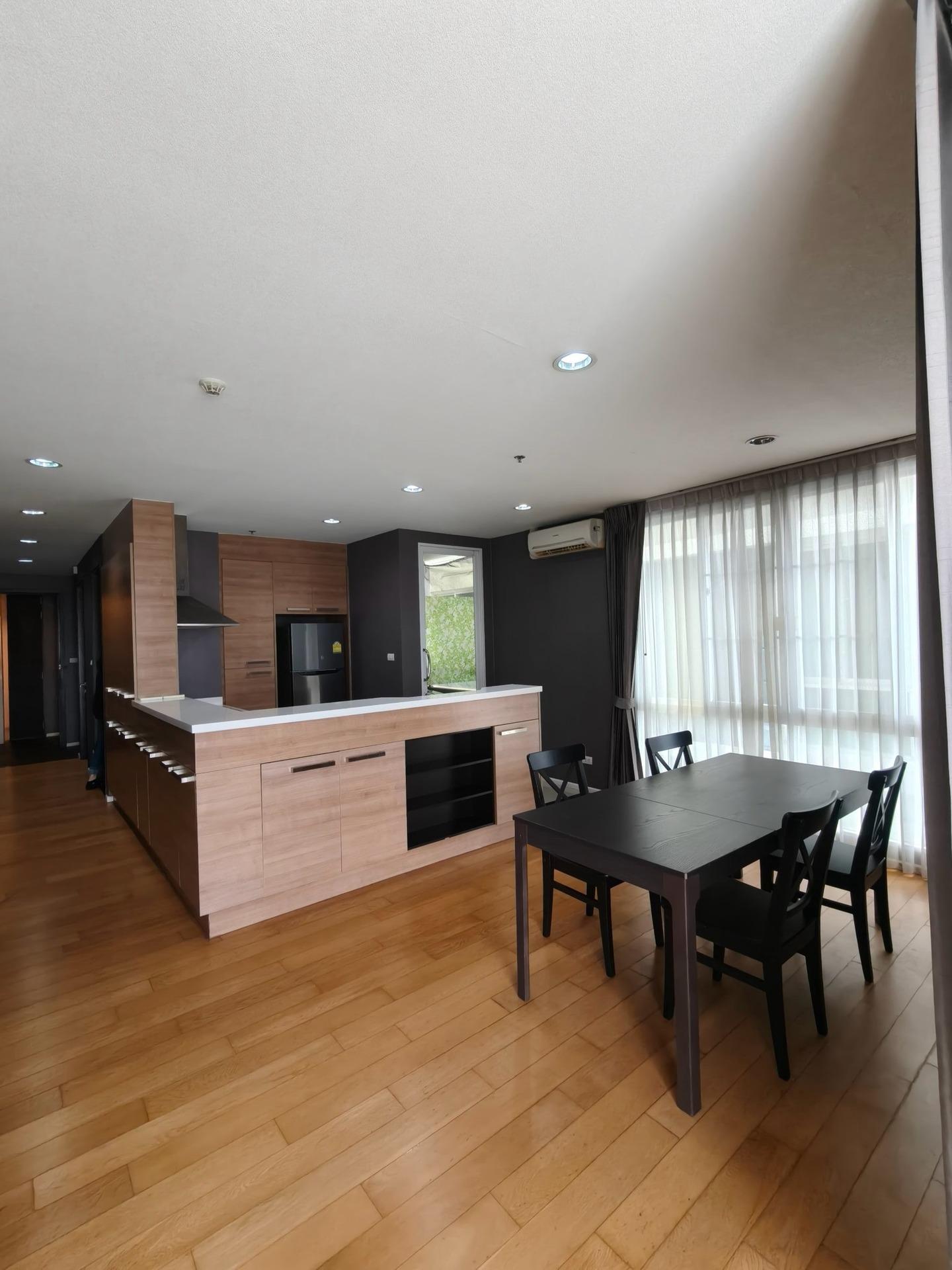 2-Bed 2-Bath 98.6 sqm Villa Sikhara Condo near BTS Thong Lo for Rent 48K THB