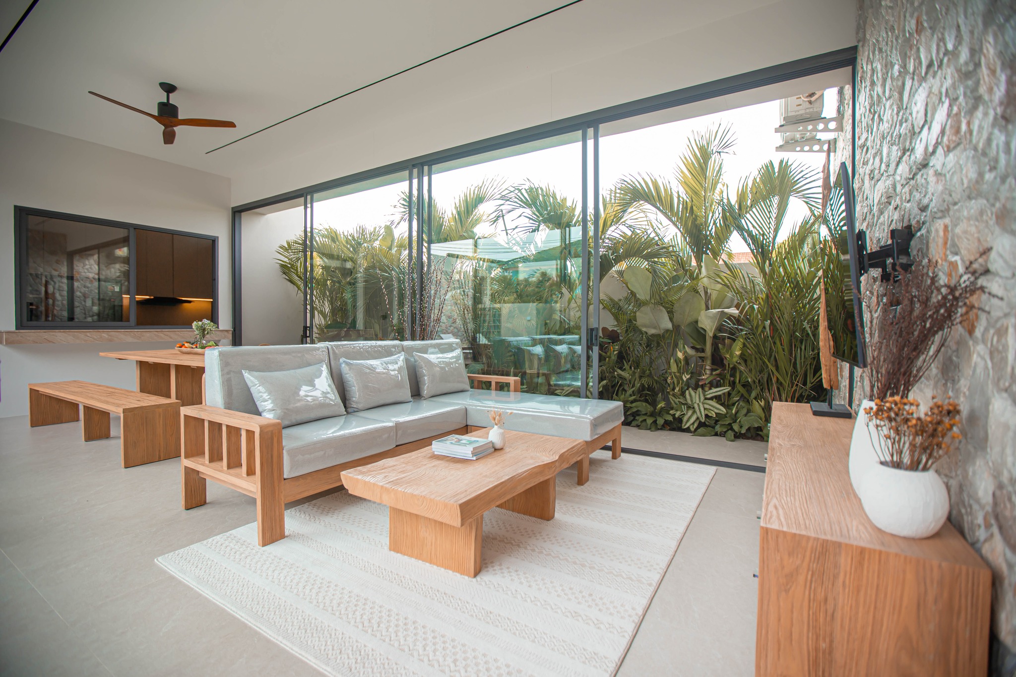 3-Bed 4-Bath 304 sqm Villa at POOL VILLA Pattaya near U-Tapao Airport for Sale 9.85M THB
