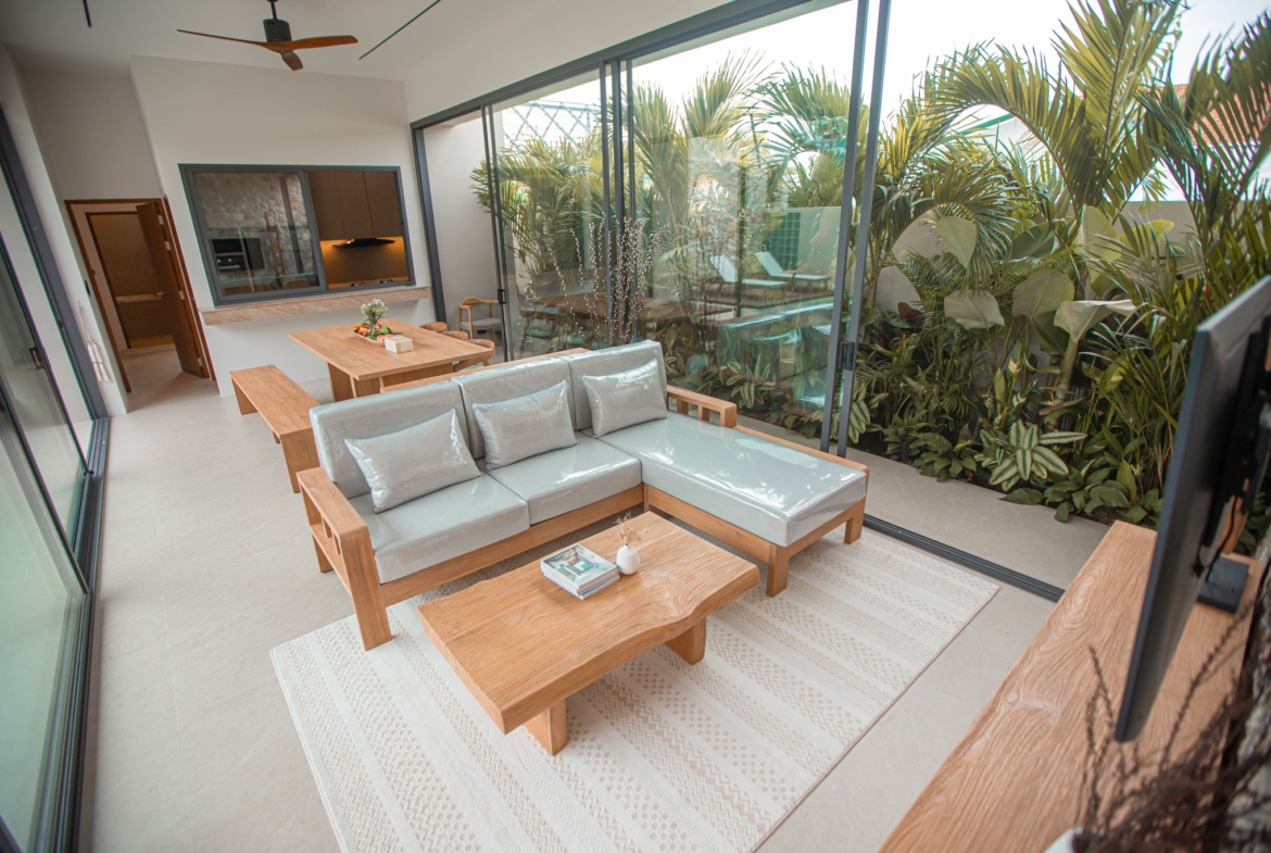 3-Bed 4-Bath 304 sqm Villa at POOL VILLA Pattaya near U-Tapao Airport for Sale 9.85M THB
