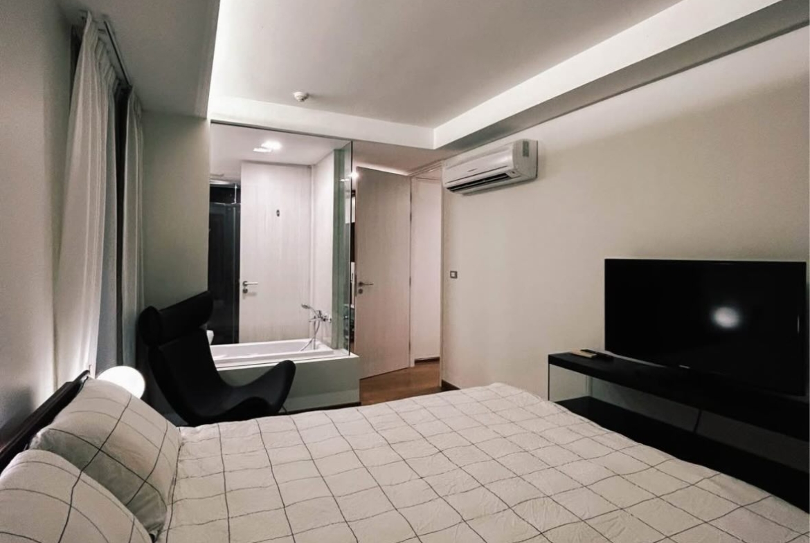 2-Bed 2-Bath 71 sqm Via 31 Condo near BTS Phrom Phong for Rent 45K THB