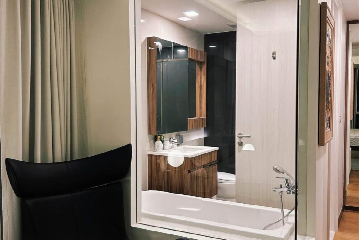 2-Bed 2-Bath 71 sqm Via 31 Condo near BTS Phrom Phong for Rent 45K THB