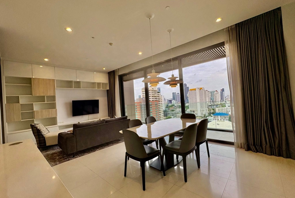 2-Bed 2-Bath 137 sqm Condo at VITTORIO Sukhumvit 39 near BTS Phrom Phong for Rent 180K THB