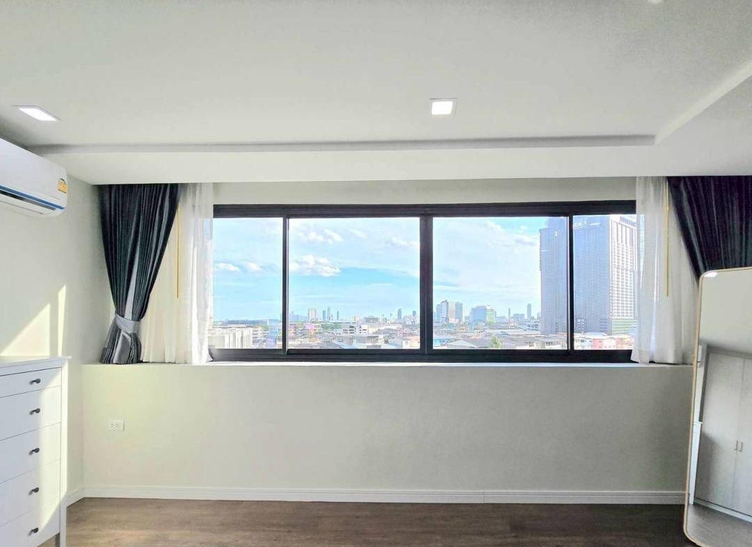 3-Bed 3-Bath 223sqm Condo at President Park Sukhumvit 24 near BTS Phrom Phong for Rent 68K THB