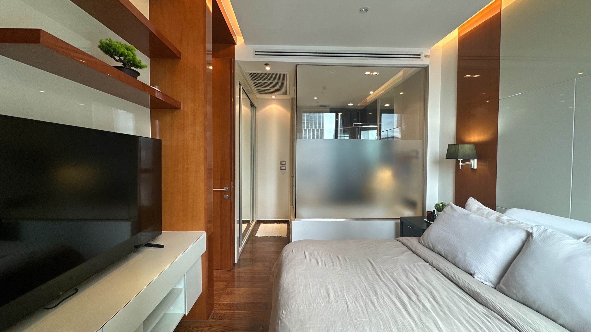 1-Bed 1-Bath Condo 45 sqm at The Address 28 near BTS Phrom Phong – Rent 40K THB / Sale 8.9M THB