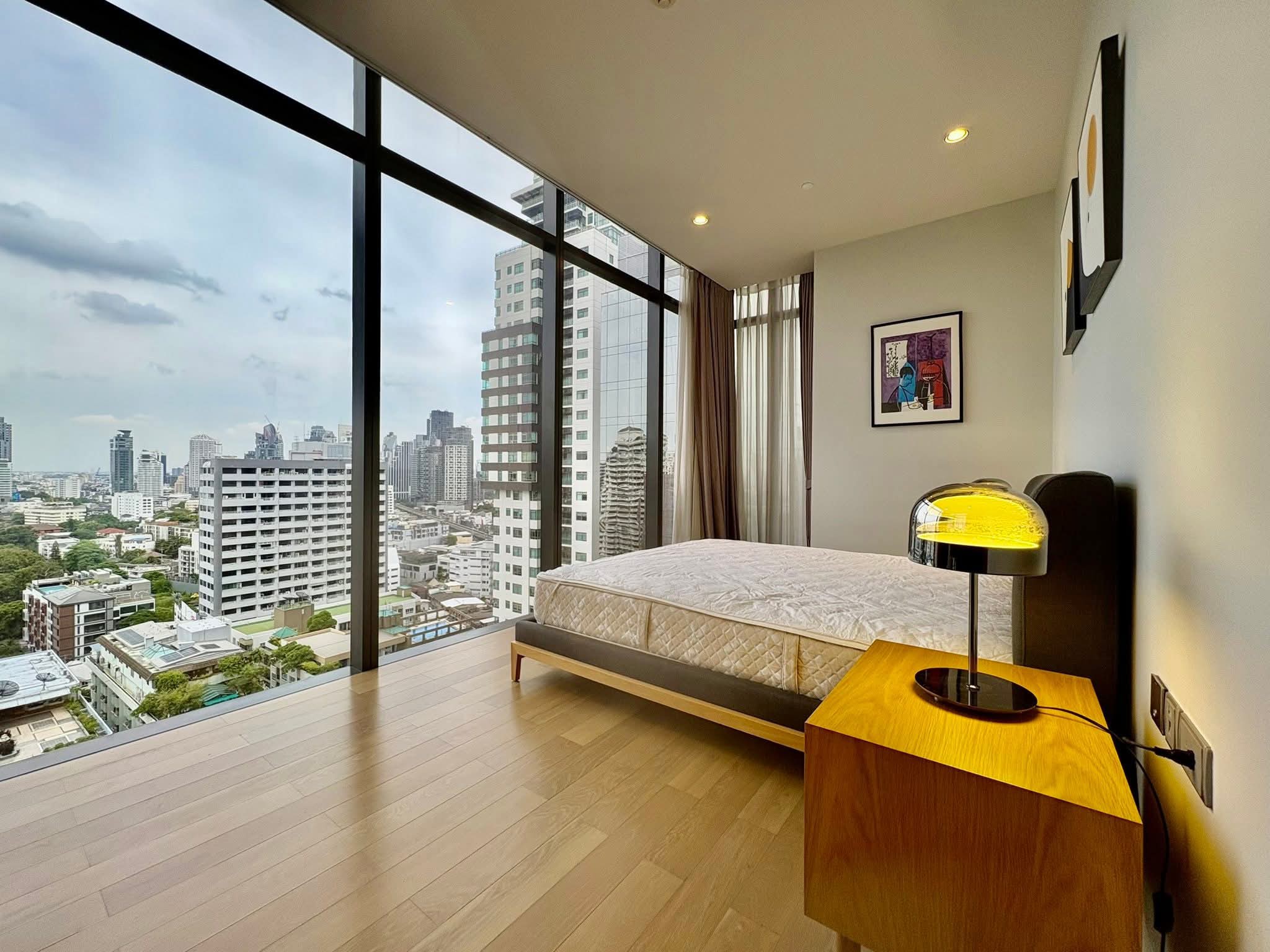 2-Bed 2-Bath 137 sqm Condo at VITTORIO Sukhumvit 39 near BTS Phrom Phong for Rent 180K THB