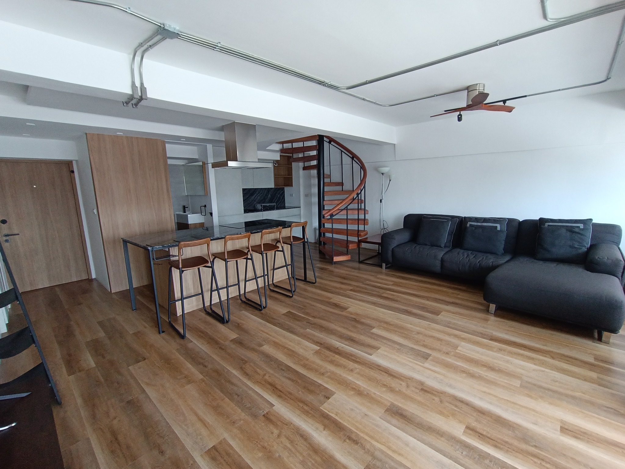 2-Bed 2-Bath 96 sqm Condo at Thong Lo Tower near BTS Thong Lo for Sale 11M THB