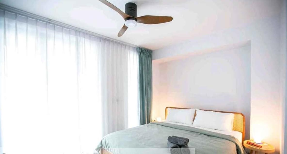 5-Bed 4-Bath 240 sqm Townhouse at Areeya Mandarina Sukhumvit 77 near BTS On Nut for Rent 70K THB/month