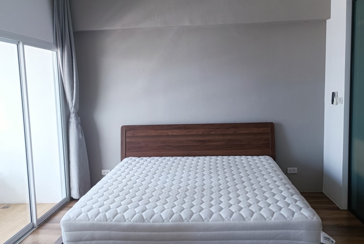 2-Bed 2-Bath 96 sqm Condo at Thong Lo Tower near BTS Thong Lo for Sale 11M THB