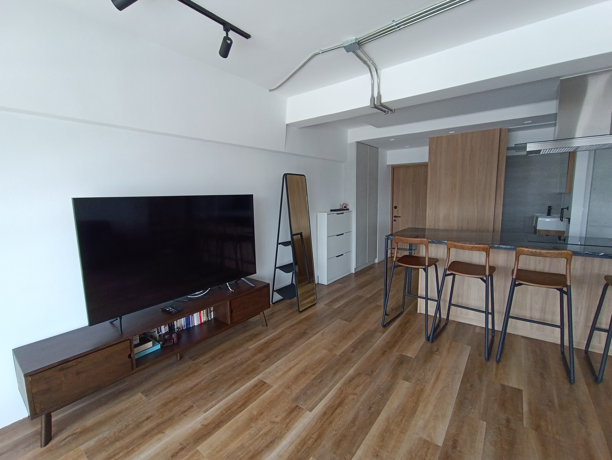 2-Bed 2-Bath 96 sqm Condo at Thong Lo Tower near BTS Thong Lo for Sale 11M THB