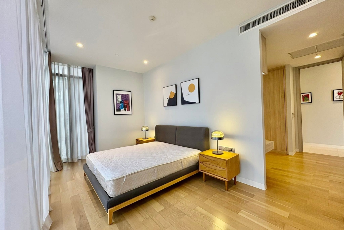 2-Bed 2-Bath 137 sqm Condo at VITTORIO Sukhumvit 39 near BTS Phrom Phong for Rent 180K THB