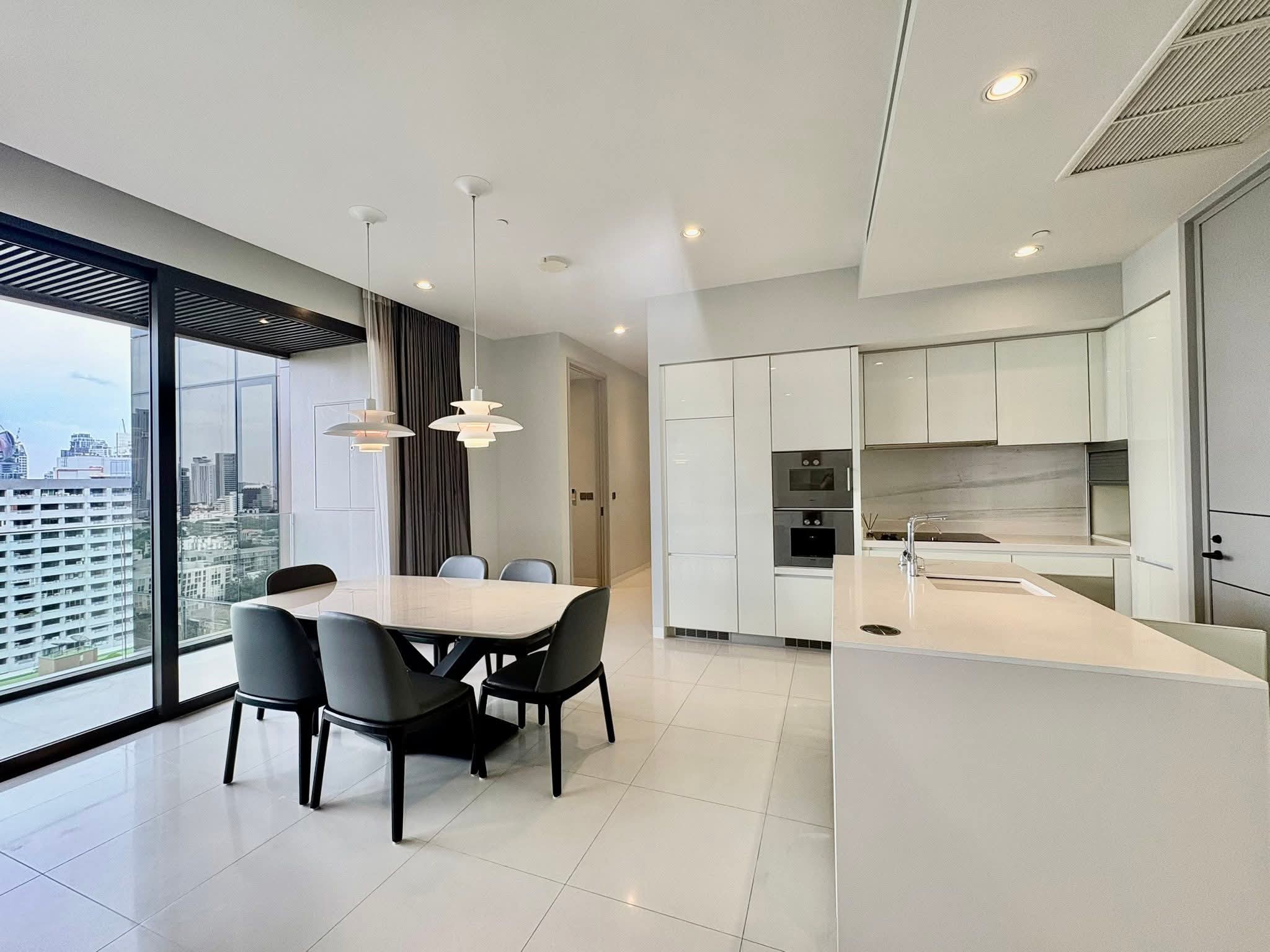 2-Bed 2-Bath 137 sqm Condo at VITTORIO Sukhumvit 39 near BTS Phrom Phong for Rent 180K THB
