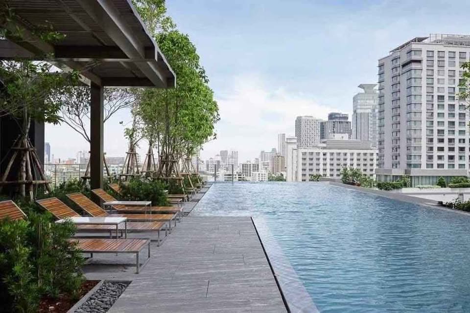 2-Bed 2-Bath 72 sqm THE ESSE Sukhumvit 36 Condo Near BTS Thonglor for Rent 80K THB