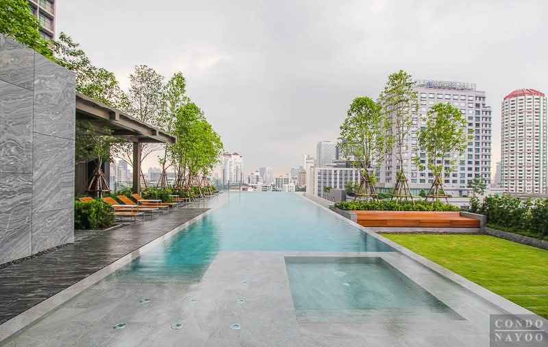 2-Bed 2-Bath 72 sqm THE ESSE Sukhumvit 36 Condo Near BTS Thonglor for Rent 80K THB