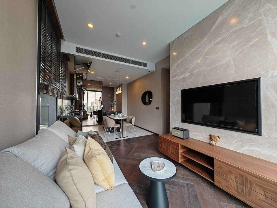 2-Bed 2-Bath 72 sqm THE ESSE Sukhumvit 36 Condo Near BTS Thonglor for Rent 80K THB