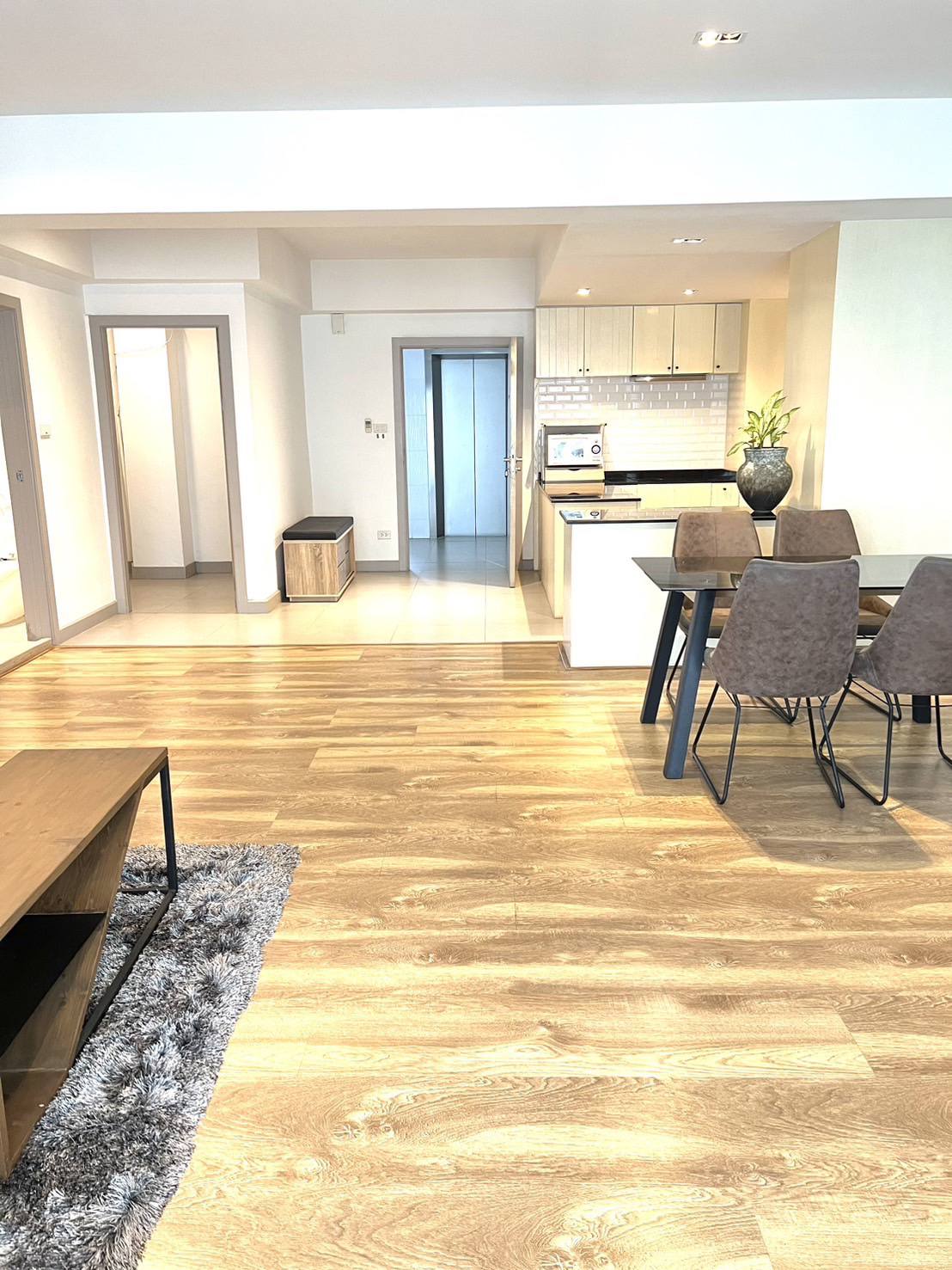 2-Bed 2-Bath 160 sqm Villa Bajaj Condo near BTS Asoke MRT Sukhumvit for Rent 85K THB