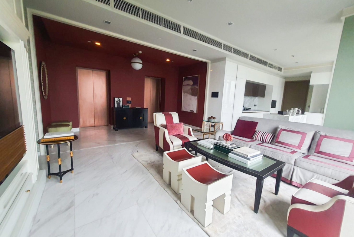 2-Bed 2-Bath 125 sqm Condo at The Monument Thong Lo near BTS Thong Lo for Rent 170K THB