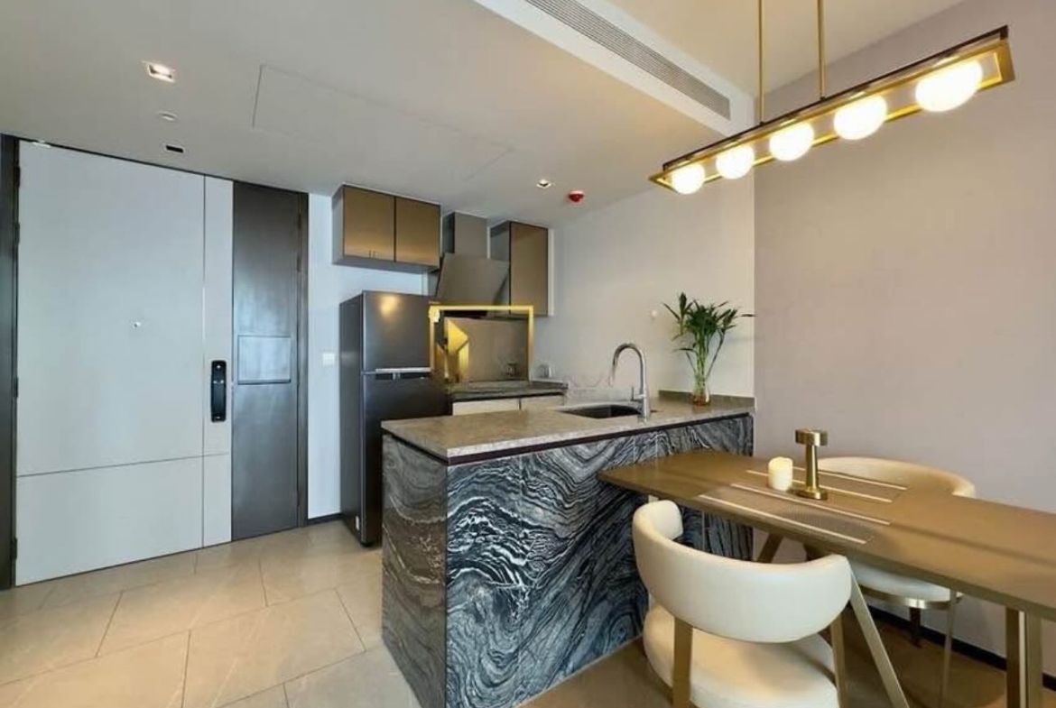 1-Bed 1-Bath 53 sqm Condo at The Reserve Hideaway Ekkamai near BTS Ekkamai for Rent 58K THB or Sale 13.9M THB