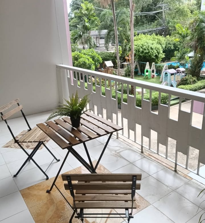 3-Bed 2-Bath 200 sqm Swasdi Mansion Sukhumvit 31 Condo Near Phrom Phong BTS for Rent 55K THB