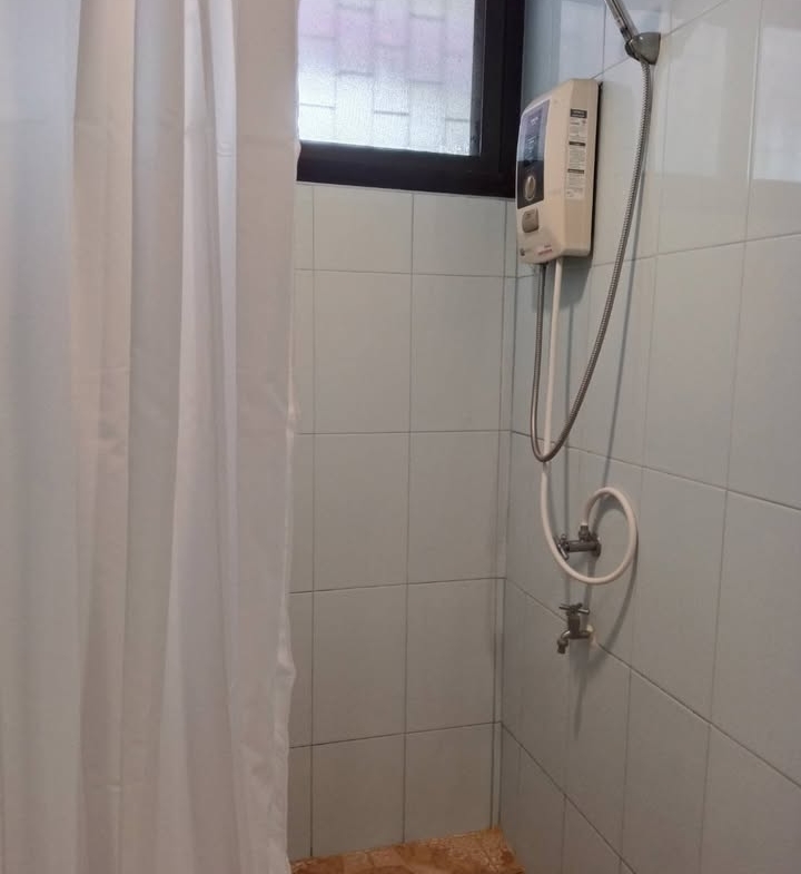 3-Bed 2-Bath 200 sqm Swasdi Mansion Sukhumvit 31 Condo Near Phrom Phong BTS for Rent 55K THB